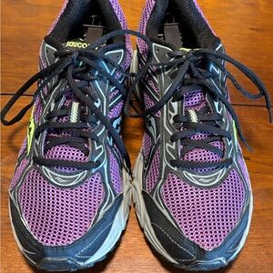Saucony Cohesion 7 Women’s Running Shoes Size 10.5 Purple, Black, And Neon Green
